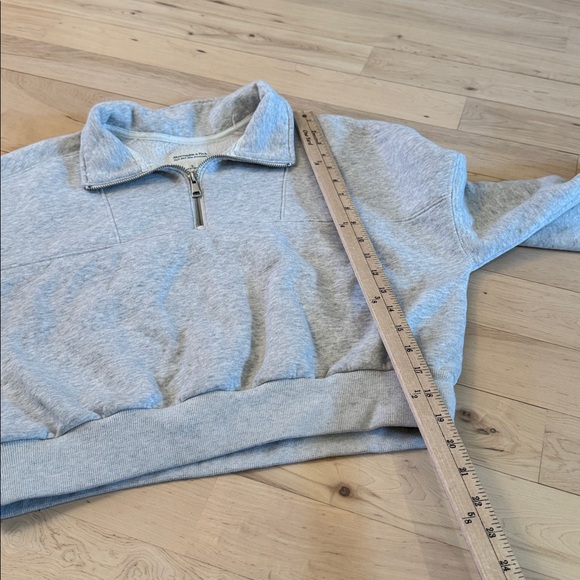 Abercrombie & Fitch Essentials Sunday Half-Zip Cropped Pullover Sweatshirt-S - Picture 4 of 5